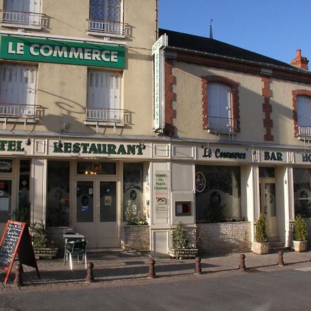 Hotel Le Commerce Bellegarde-du-Loiret Екстер'єр фото